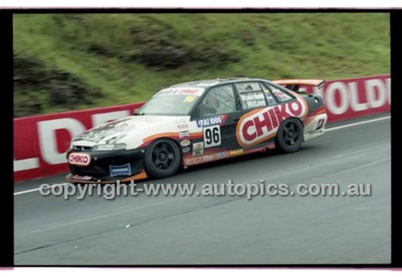 FIA 1000 Bathurst 19th November 2000 - Photographer Marshall Cass - Code 00-MC-B00-360