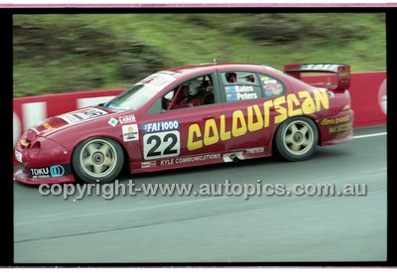 FIA 1000 Bathurst 19th November 2000 - Photographer Marshall Cass - Code 00-MC-B00-363