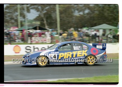 FIA 1000 Bathurst 19th November 2000 - Photographer Marshall Cass - Code 00-MC-B00-482