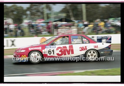 FIA 1000 Bathurst 19th November 2000 - Photographer Marshall Cass - Code 00-MC-B00-491