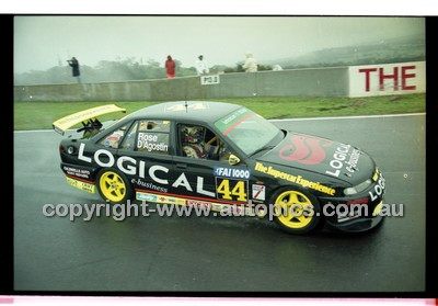 FIA 1000 Bathurst 19th November 2000 - Photographer Marshall Cass - Code 00-MC-B00-649