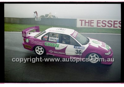 FIA 1000 Bathurst 19th November 2000 - Photographer Marshall Cass - Code 00-MC-B00-674