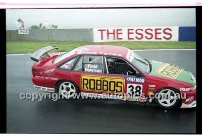 FIA 1000 Bathurst 19th November 2000 - Photographer Marshall Cass - Code 00-MC-B00-690