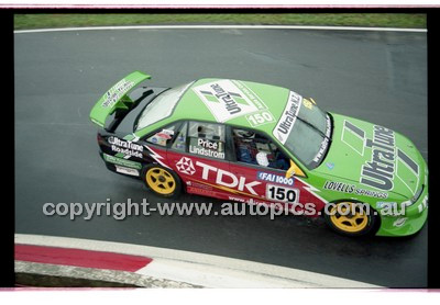 FIA 1000 Bathurst 19th November 2000 - Photographer Marshall Cass - Code 00-MC-B00-701