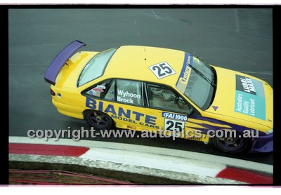 FIA 1000 Bathurst 19th November 2000 - Photographer Marshall Cass - Code 00-MC-B00-702