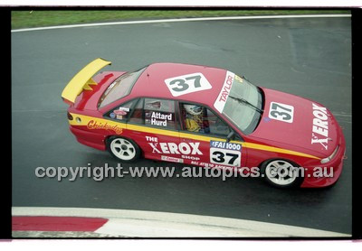FIA 1000 Bathurst 19th November 2000 - Photographer Marshall Cass - Code 00-MC-B00-703