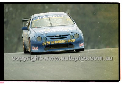 FIA 1000 Bathurst 19th November 2000 - Photographer Marshall Cass - Code 00-MC-B00-739