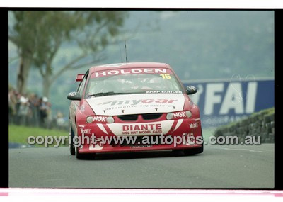 FIA 1000 Bathurst 19th November 2000 - Photographer Marshall Cass - Code 00-MC-B00-762