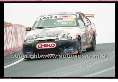 FIA 1000 Bathurst 19th November 2000 - Photographer Marshall Cass - Code 00-MC-B00-770