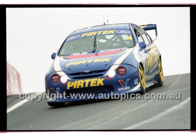 FIA 1000 Bathurst 19th November 2000 - Photographer Marshall Cass - Code 00-MC-B00-789