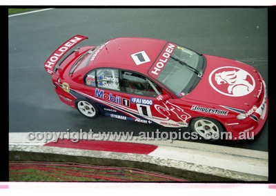 FIA 1000 Bathurst 19th November 2000 - Photographer Marshall Cass - Code 00-MC-B00-805