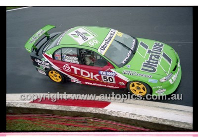 FIA 1000 Bathurst 19th November 2000 - Photographer Marshall Cass - Code 00-MC-B00-825