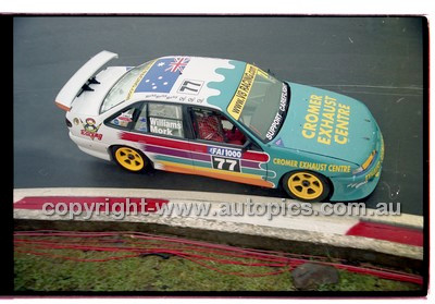 FIA 1000 Bathurst 19th November 2000 - Photographer Marshall Cass - Code 00-MC-B00-835