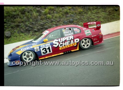 FIA 1000 Bathurst 19th November 2000 - Photographer Marshall Cass - Code 00-MC-B00-846