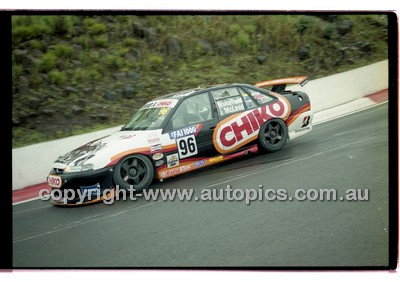 FIA 1000 Bathurst 19th November 2000 - Photographer Marshall Cass - Code 00-MC-B00-858