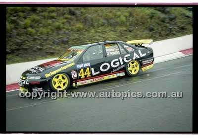 FIA 1000 Bathurst 19th November 2000 - Photographer Marshall Cass - Code 00-MC-B00-863