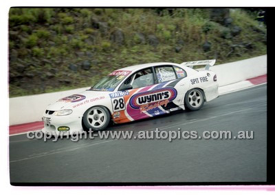 FIA 1000 Bathurst 19th November 2000 - Photographer Marshall Cass - Code 00-MC-B00-871