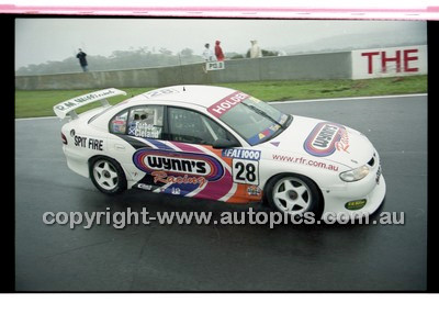FIA 1000 Bathurst 19th November 2000 - Photographer Marshall Cass - Code 00-MC-B00-890