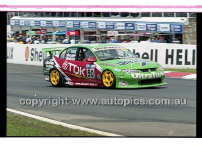 FIA 1000 Bathurst 19th November 2000 - Photographer Marshall Cass - Code 00-MC-B00-915
