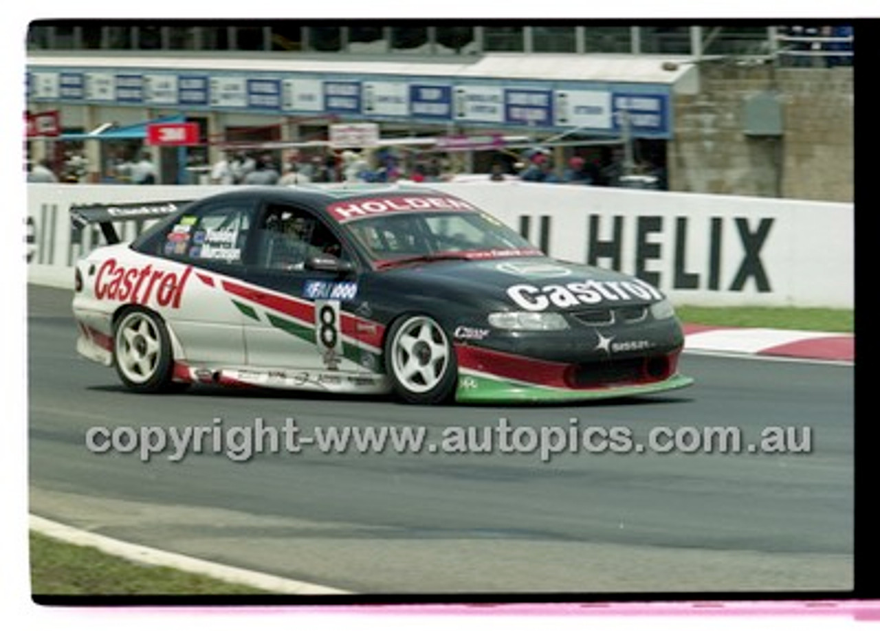 FIA 1000 Bathurst 19th November 2000 - Photographer Marshall Cass - Code 00-MC-B00-919