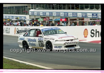 FIA 1000 Bathurst 19th November 2000 - Photographer Marshall Cass - Code 00-MC-B00-947