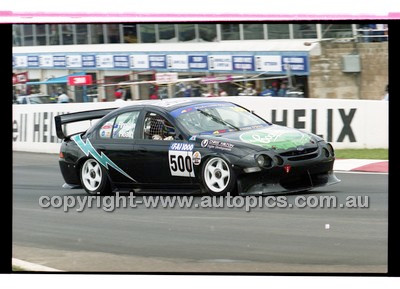 FIA 1000 Bathurst 19th November 2000 - Photographer Marshall Cass - Code 00-MC-B00-965