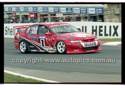 FIA 1000 Bathurst 19th November 2000 - Photographer Marshall Cass - Code 00-MC-B00-977