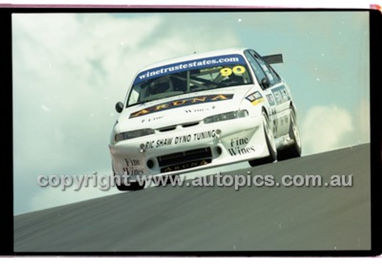 Bathurst 1000, 2001 - Photographer Marshall Cass - Code 01-MC-B01-042