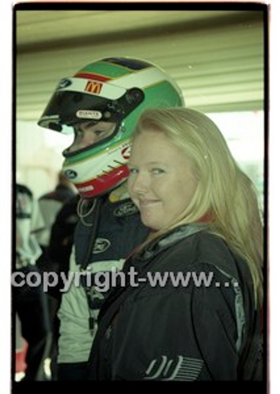 Bathurst 1000, 2001 - Photographer Marshall Cass - Code 01-MC-B01-084