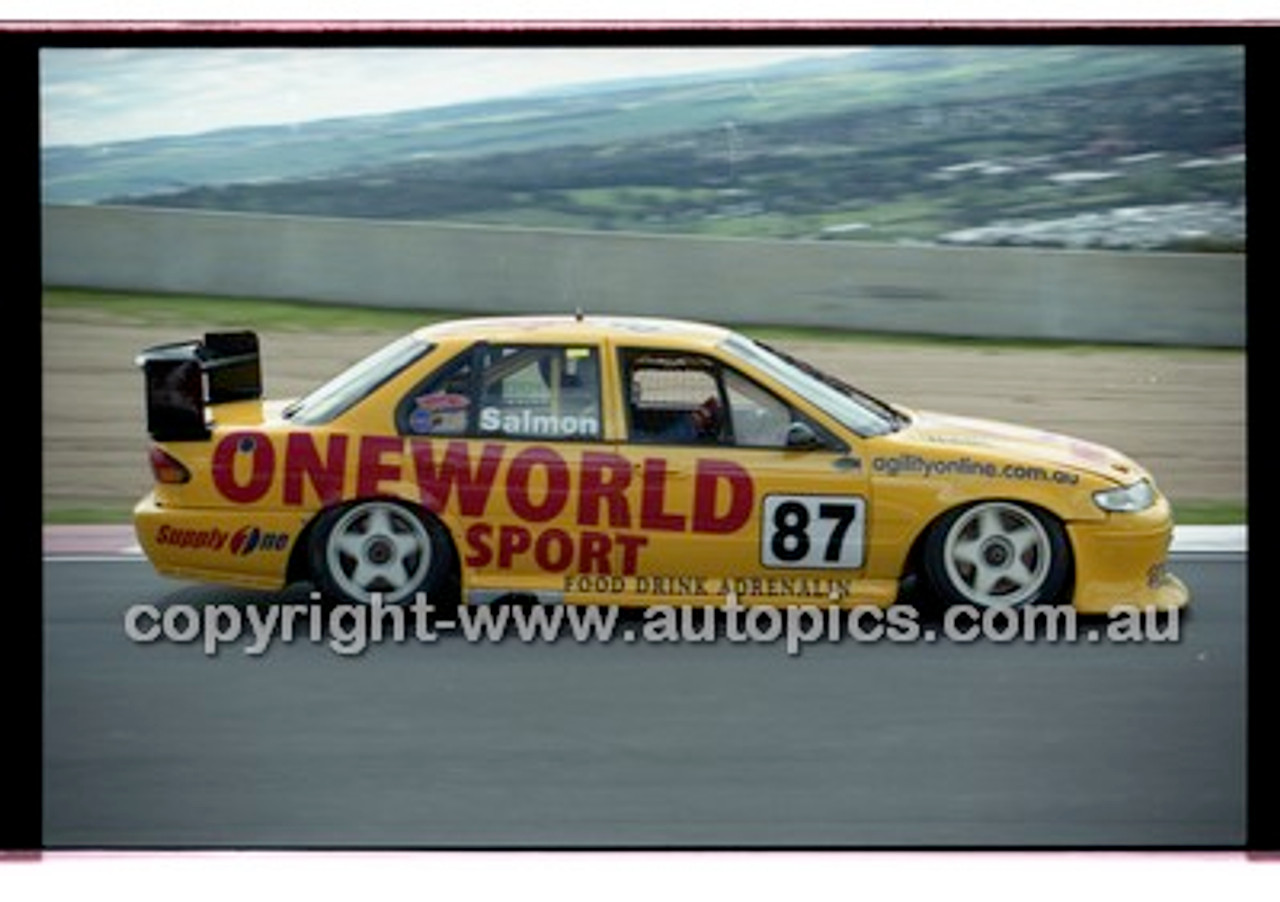 Bathurst 1000, 2001 - Photographer Marshall Cass - Code 01-MC-B01-484