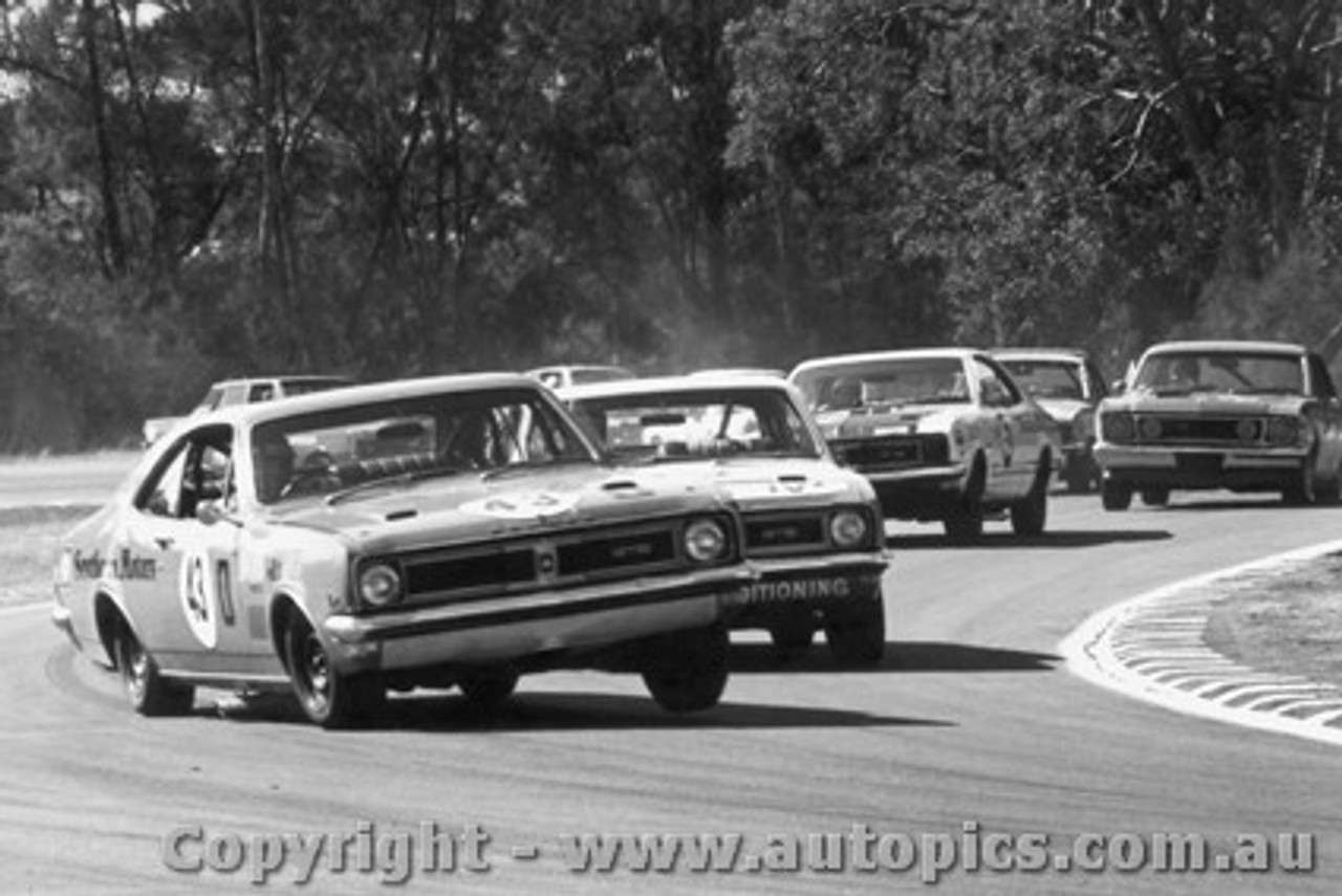 70014  -  Bob Jane  -  Holden Monaro 350 GTS  Warwick Farm  1970 - Photographer David Blanch