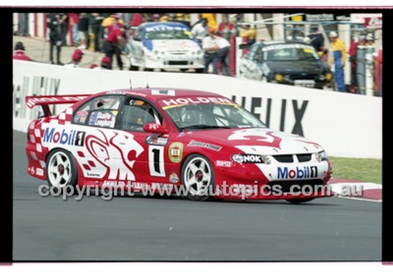 Bathurst 1000, 2001 - Photographer Marshall Cass - Code 01-MC-B01-719