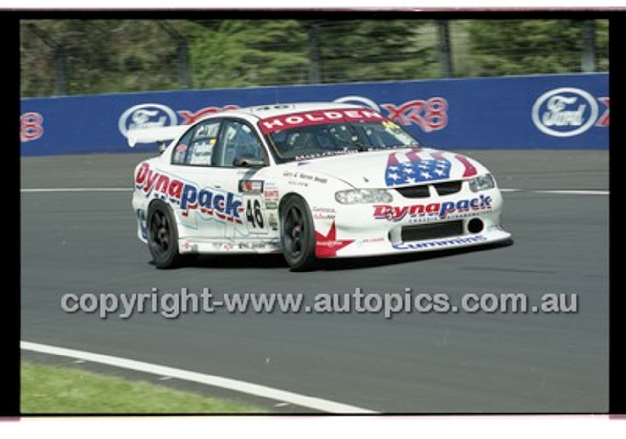Bathurst 1000, 2001 - Photographer Marshall Cass - Code 01-MC-B01-791