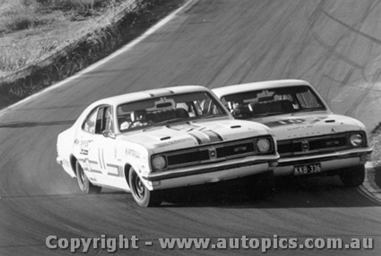 70053  -  N. Petrilli / R. Morris  -  Holden Monaro GTS 350 - Oran Park 1970 - Photographer David Blanch