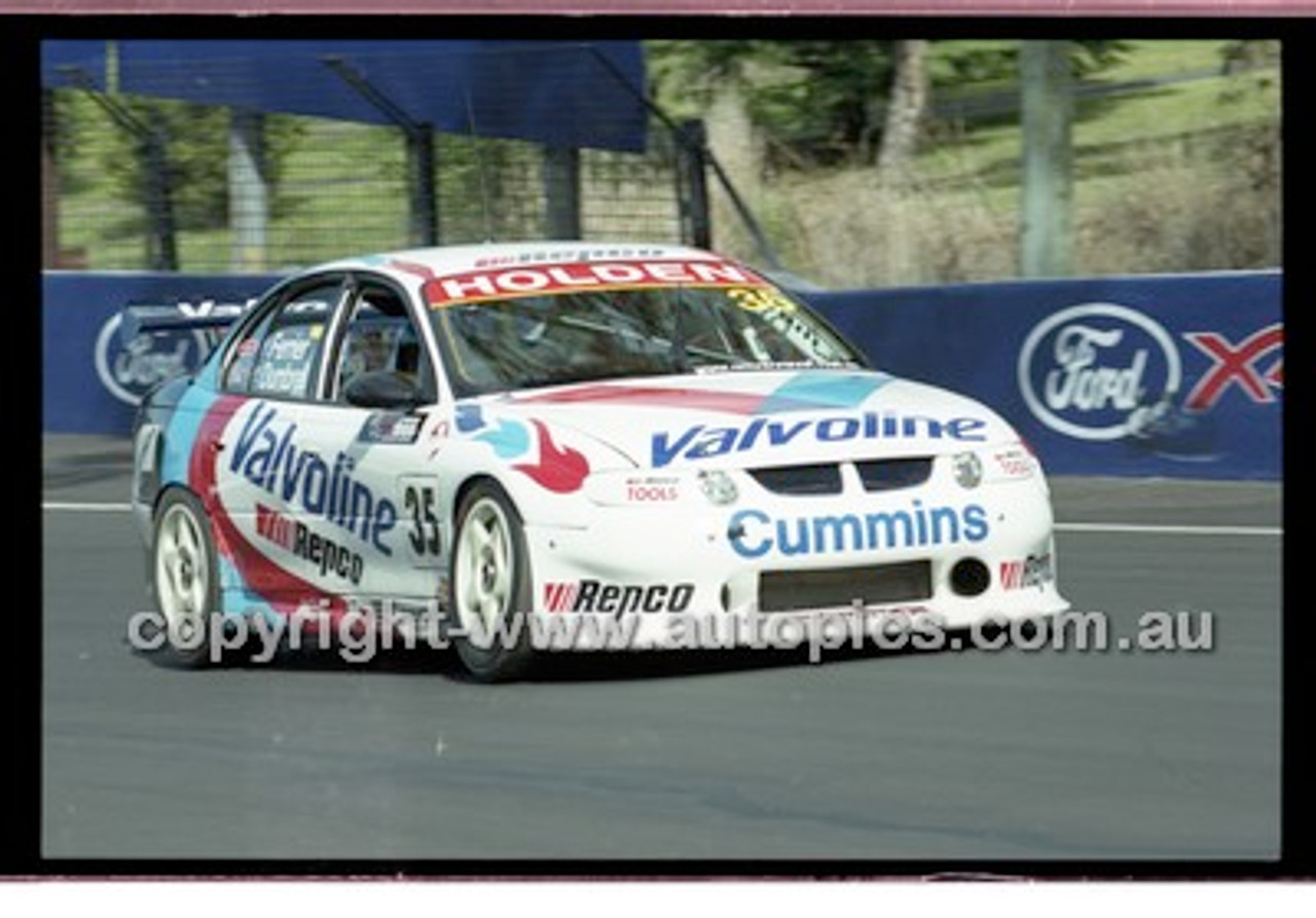 Bathurst 1000, 2001 - Photographer Marshall Cass - Code 01-MC-B01-918