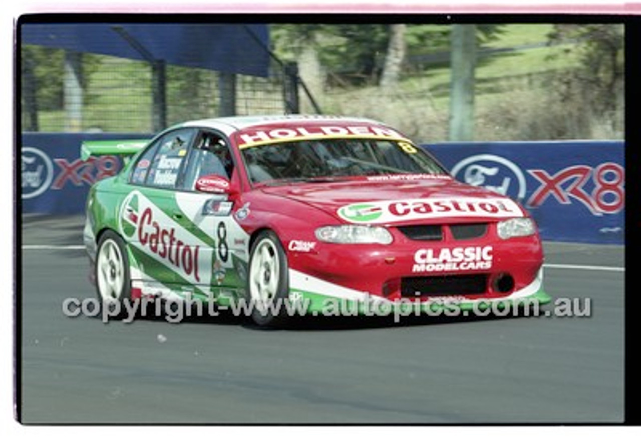 Bathurst 1000, 2001 - Photographer Marshall Cass - Code 01-MC-B01-921
