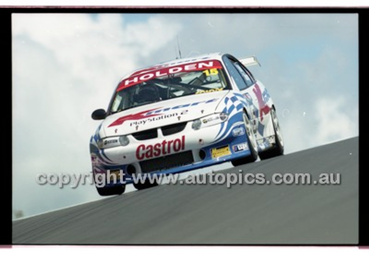 Bathurst 1000, 2001 - Photographer Marshall Cass - Code 01-MC-B01-1034