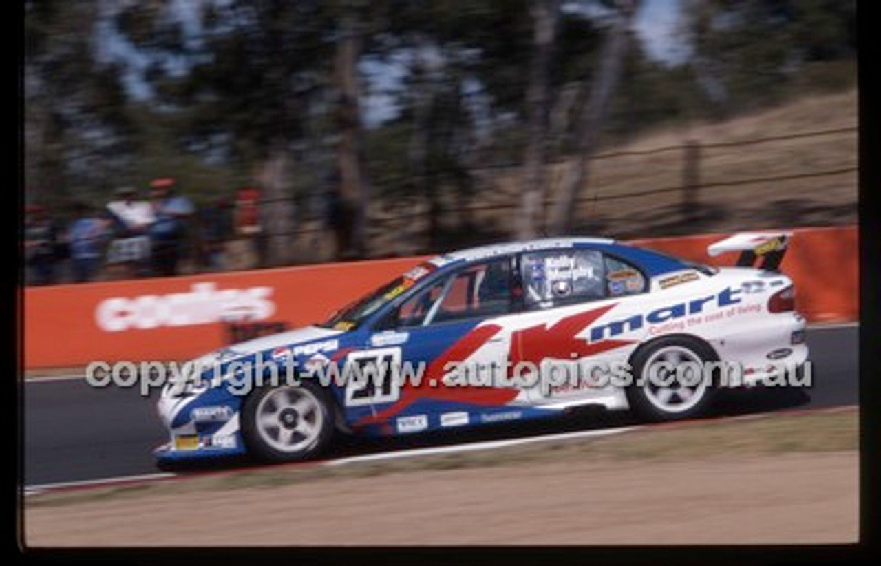 Bathurst 1000, 2002 - Photographer Marshall Cass - Code 02-B02-089