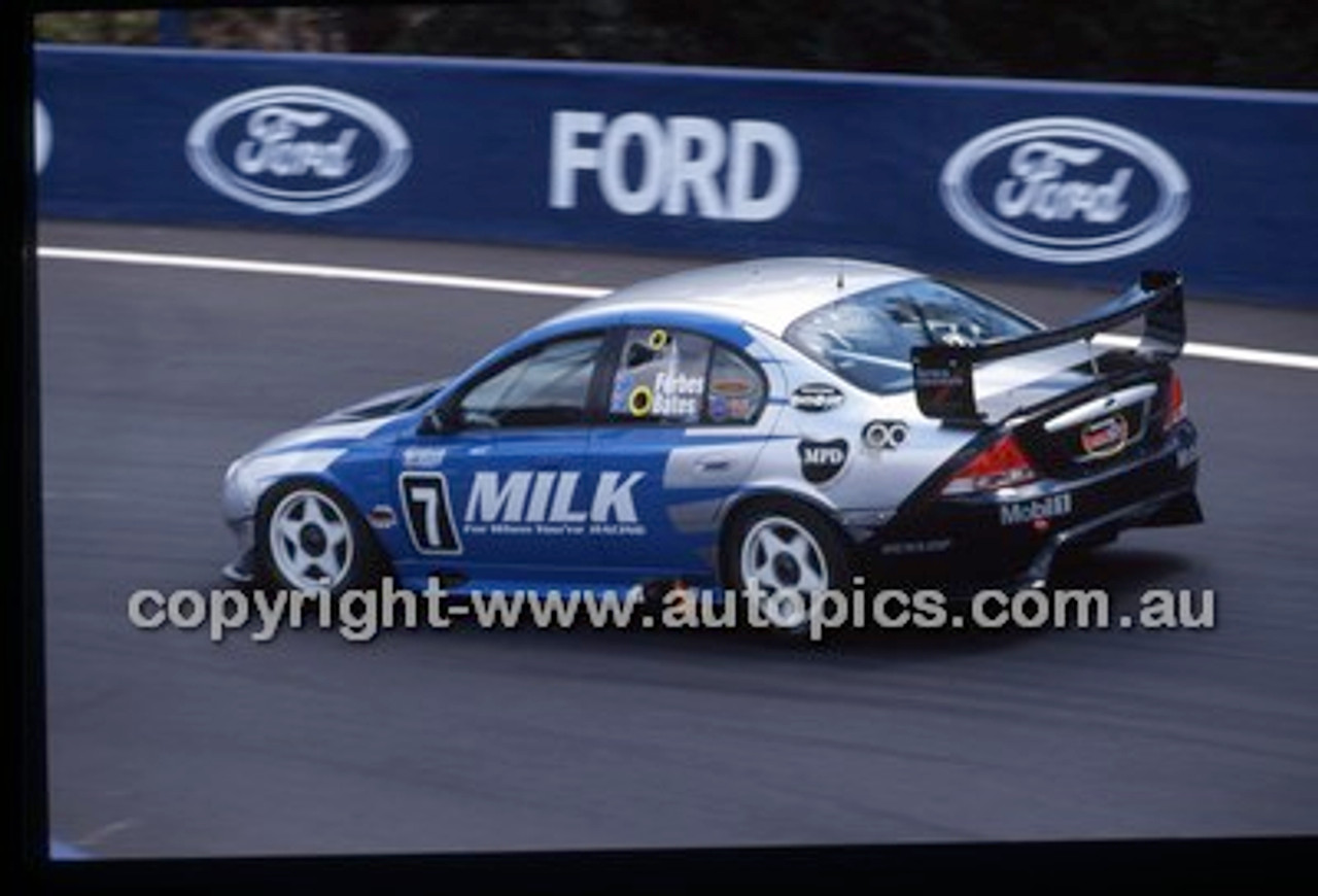 Bathurst 1000, 2002 - Photographer Marshall Cass - Code 02-B02-137