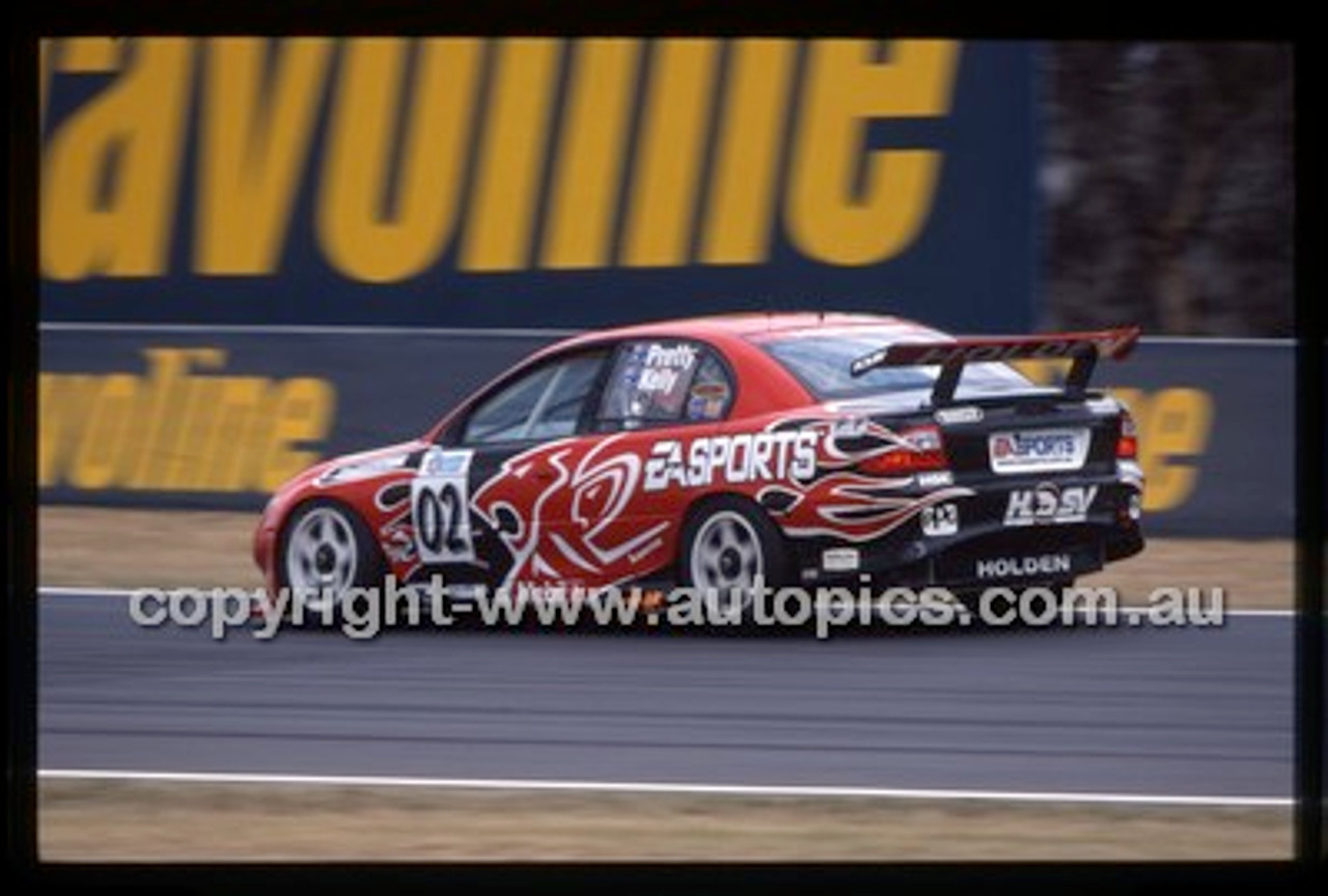 Bathurst 1000, 2002 - Photographer Marshall Cass - Code 02-B02-148