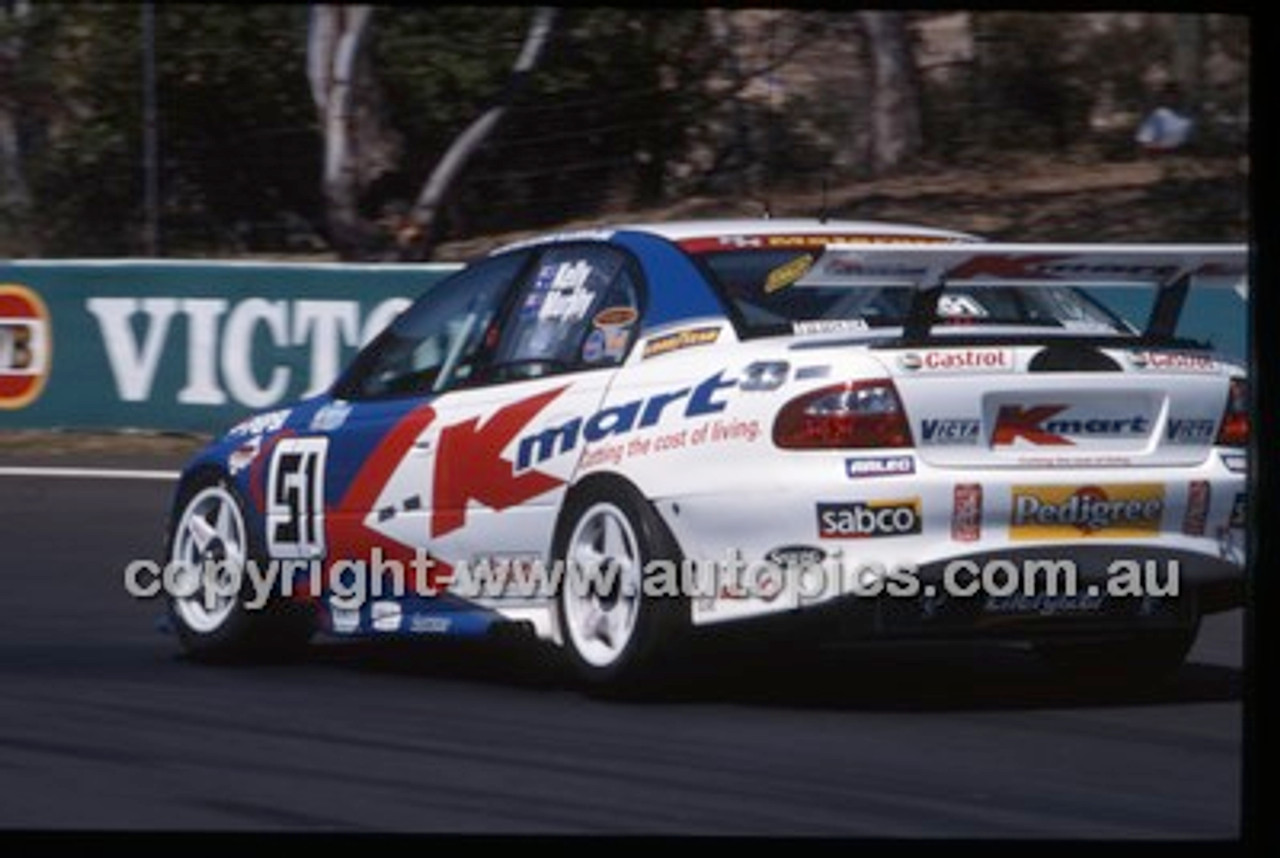 Bathurst 1000, 2002 - Photographer Marshall Cass - Code 02-B02-152