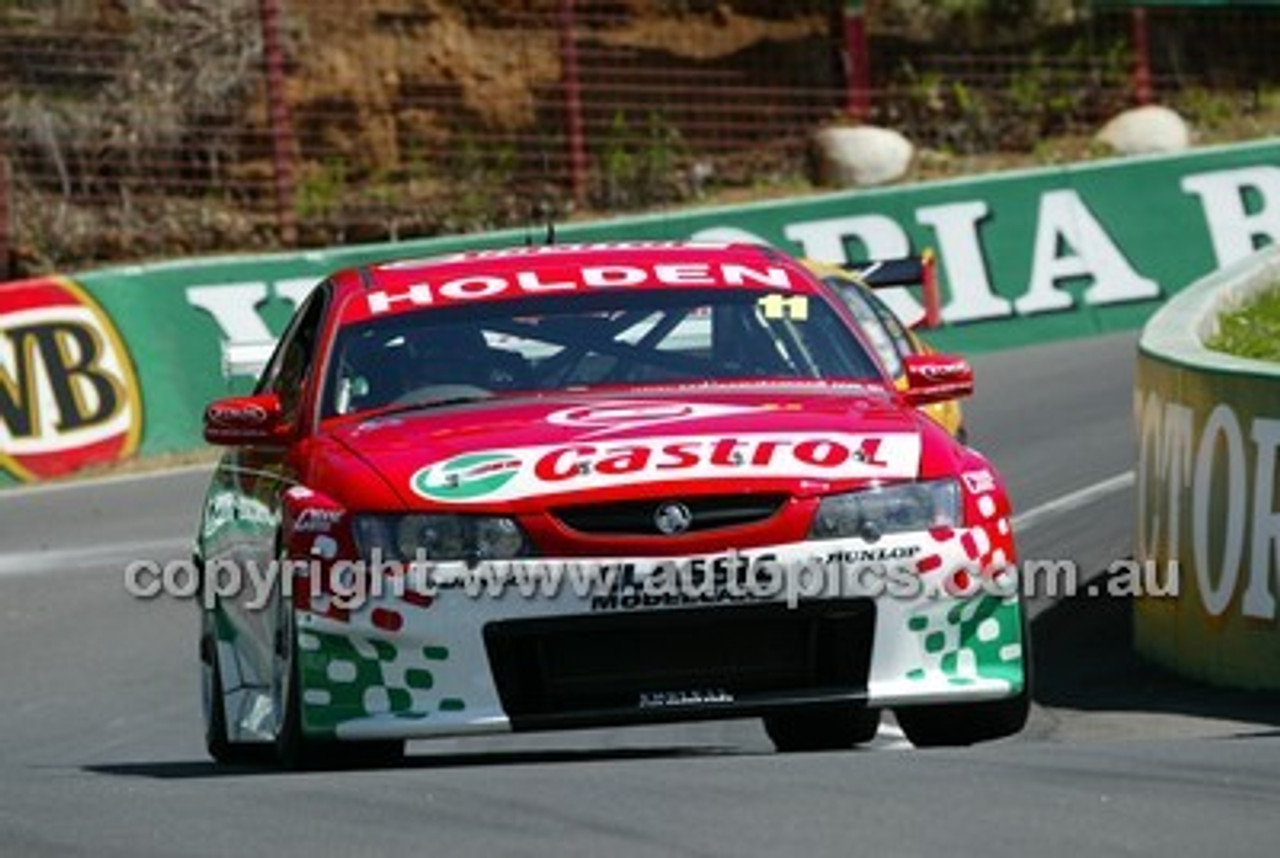 Bathurst 1000, 2003 -  Photographer Marshall Cass - Code 03-MC-B03-048