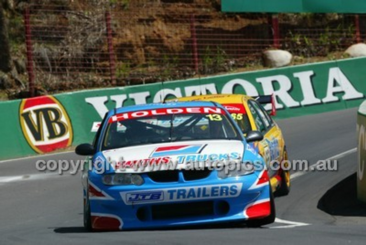 Bathurst 1000, 2003 -  Photographer Marshall Cass - Code 03-MC-B03-049