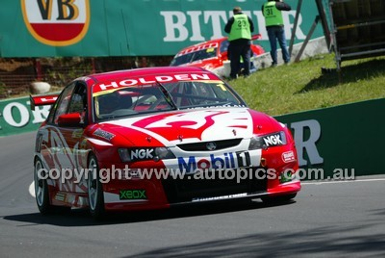 Bathurst 1000, 2003 -  Photographer Marshall Cass - Code 03-MC-B03-063