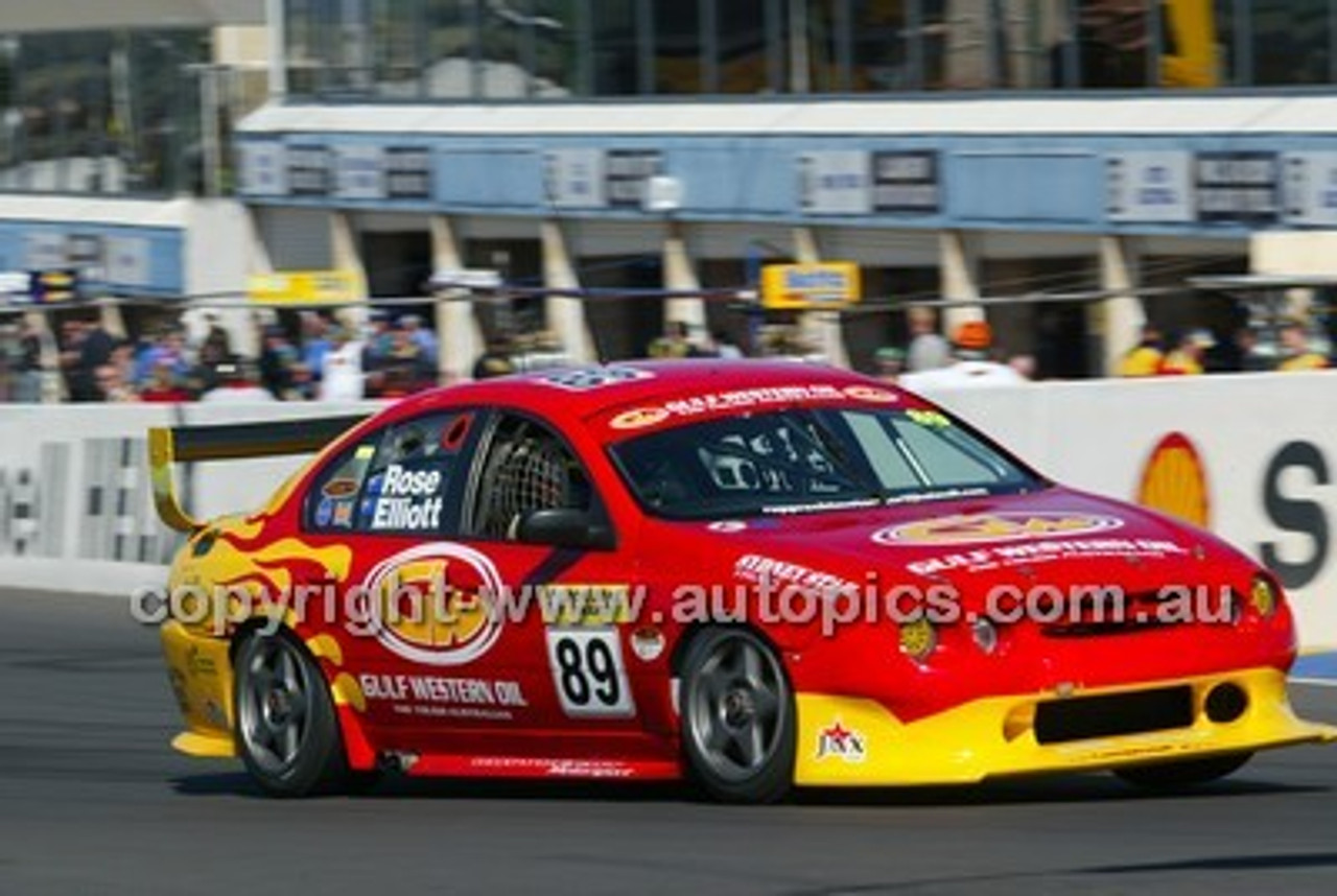 Bathurst 1000, 2003 -  Photographer Marshall Cass - Code 03-MC-B03-127