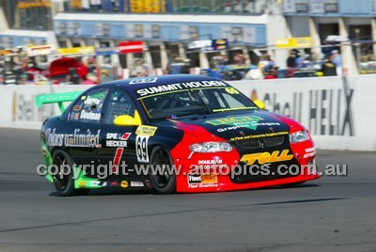 Bathurst 1000, 2003 -  Photographer Marshall Cass - Code 03-MC-B03-134