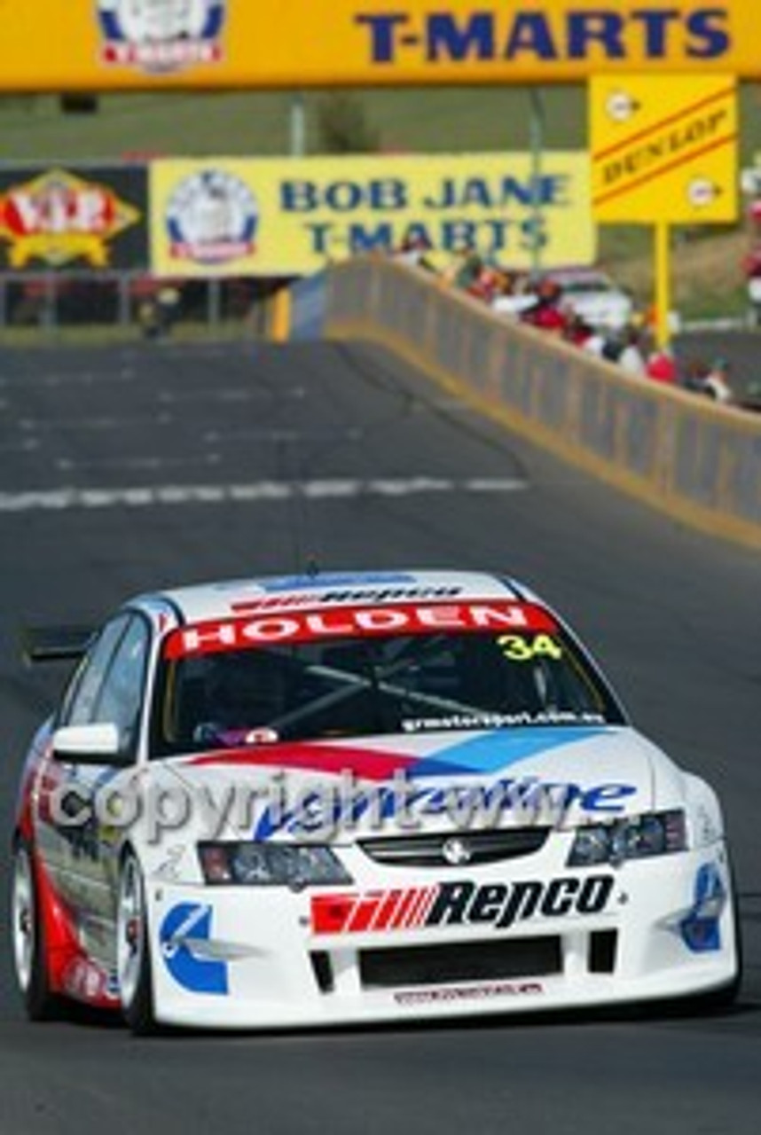 Bathurst 1000, 2003 -  Photographer Marshall Cass - Code 03-MC-B03-140