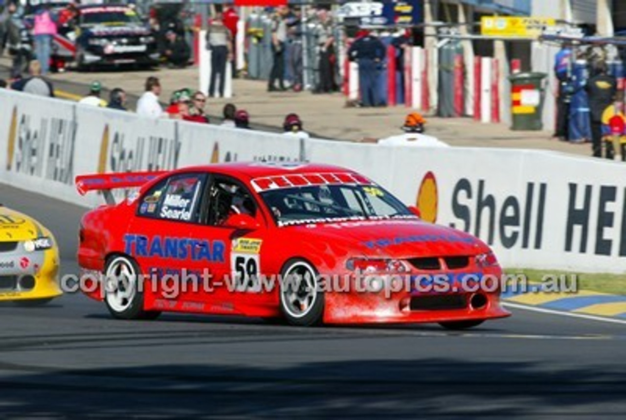 Bathurst 1000, 2003 -  Photographer Marshall Cass - Code 03-MC-B03-148