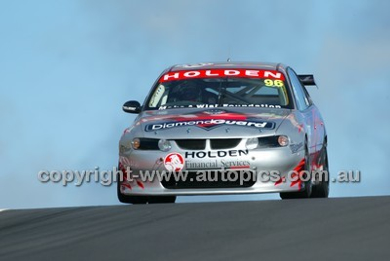 Bathurst 1000, 2003 -  Photographer Marshall Cass - Code 03-MC-B03-183