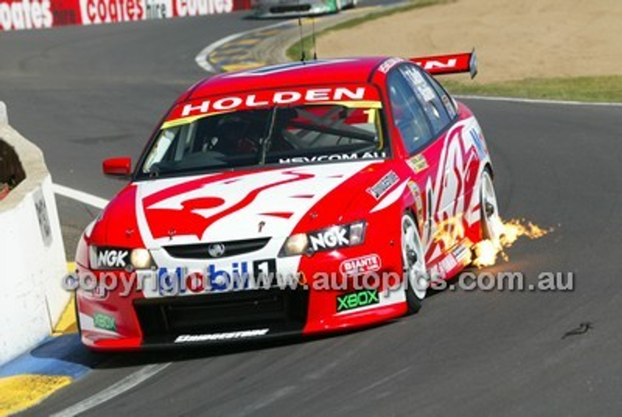 Bathurst 1000, 2003 -  Photographer Marshall Cass - Code 03-MC-B03-218